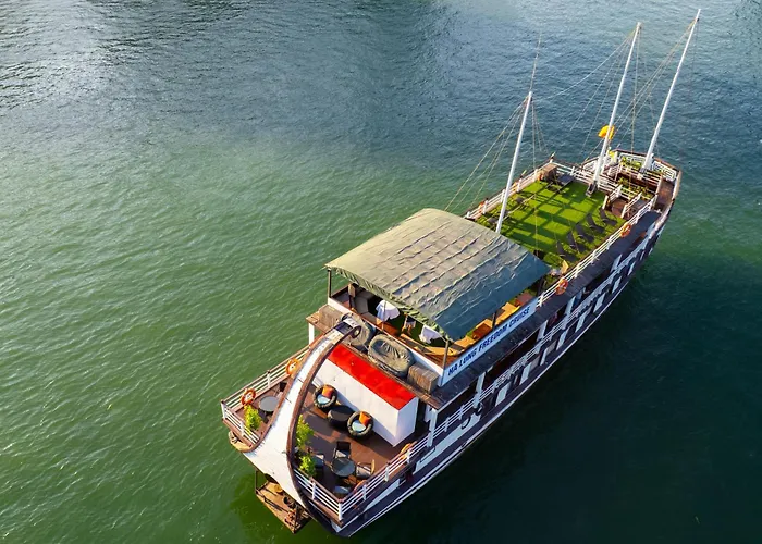 Botel Freedom Cruise Bay - Lan Ha Bay